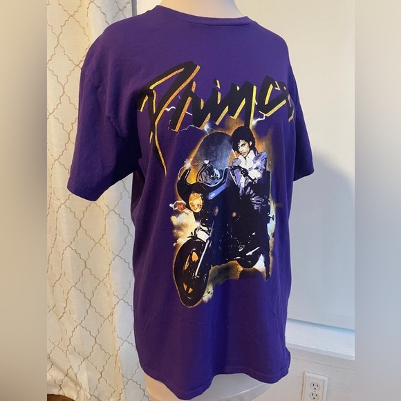 The Prince Estate Official & Approved Purple Rain Purple T-Shirt, Size M - Picture 2 of 5